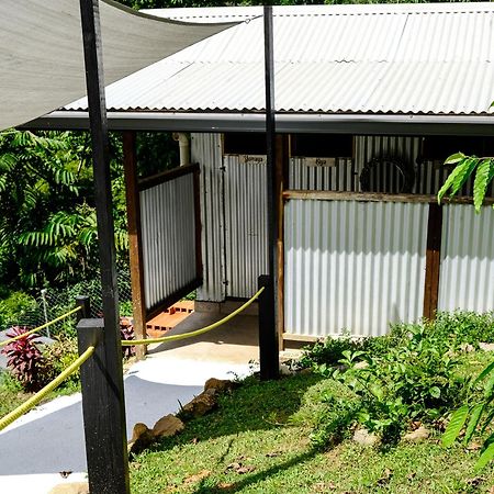 Silk Cotton Cottages Parrot Hall Exterior photo