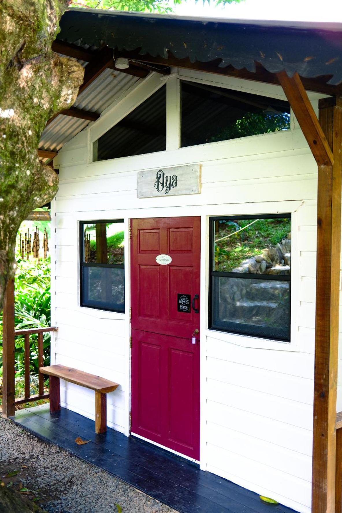 Silk Cotton Cottages Parrot Hall Exterior photo